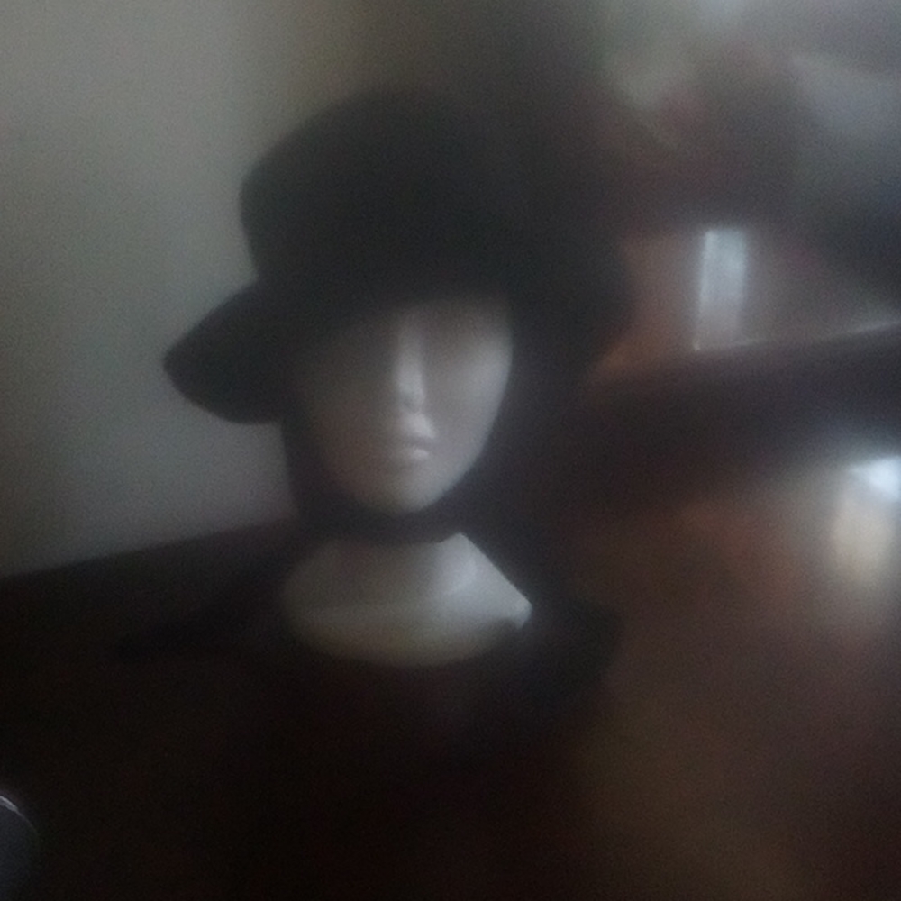 Vintage Black 100 % wool hat good condition